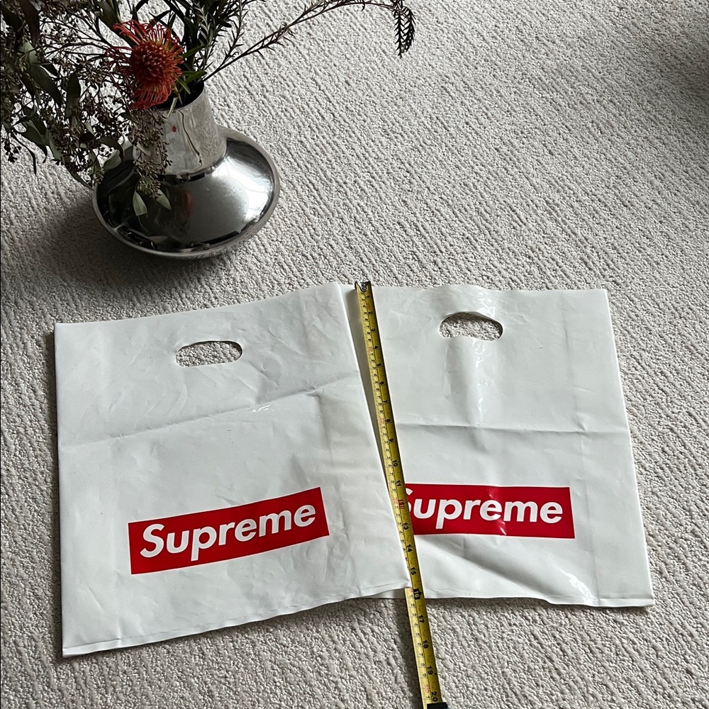 Supreme White plastic shopping bag (quantity of 2)